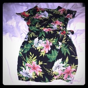 Tropical flower wrap dress🌺